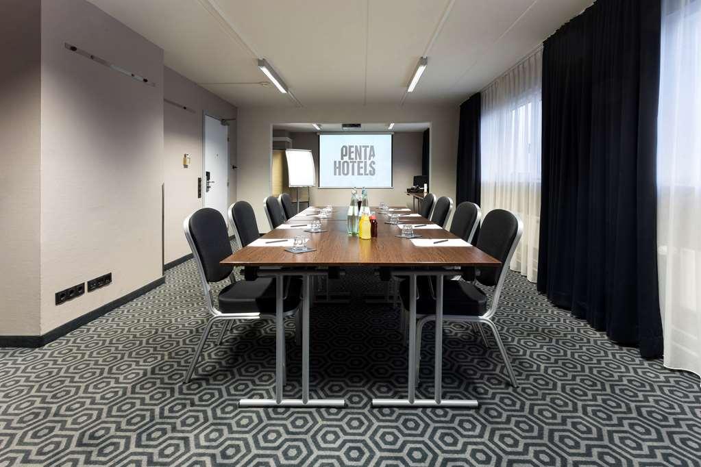 Pentahotel Kassel Instalações foto